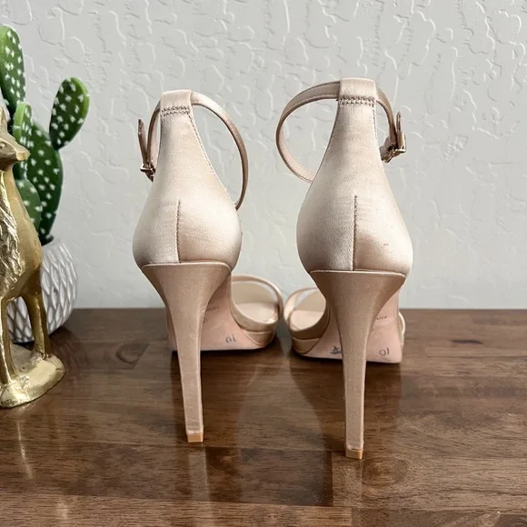 Antonio Melani Champagne Color Heels - Picture 4 of 7